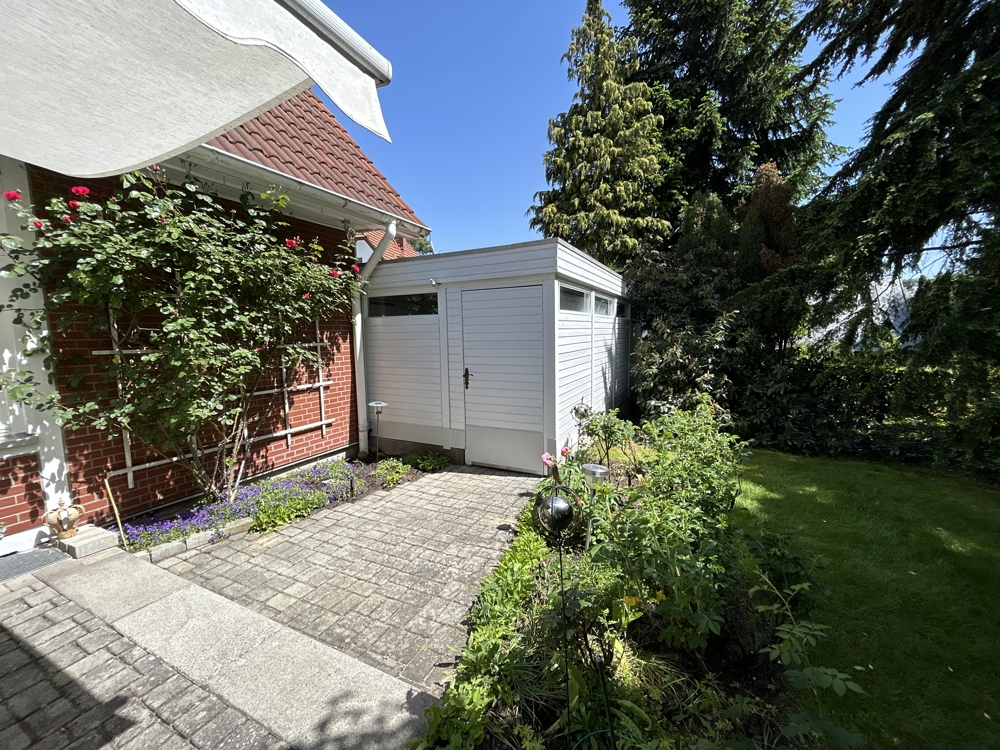 Schuppen mit Werkstatt